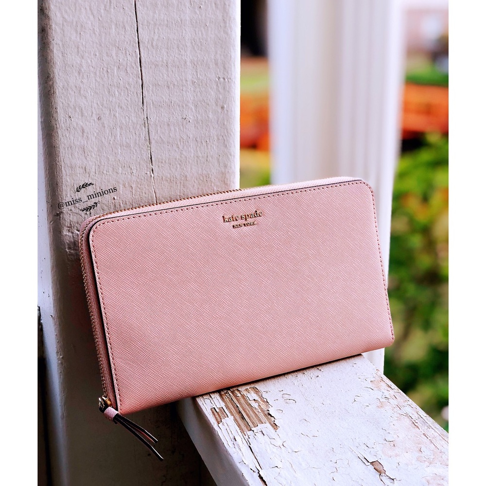 Kate Spade Cameron Large Travel Wallet - Picture 1 of 6